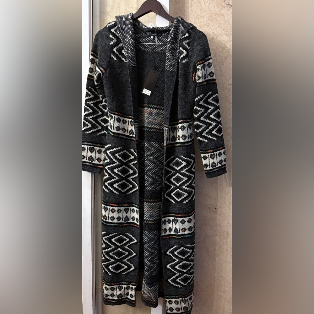 Slonl  Black Patterned Sweater Hooded Cardigan(B 38”L 48”)